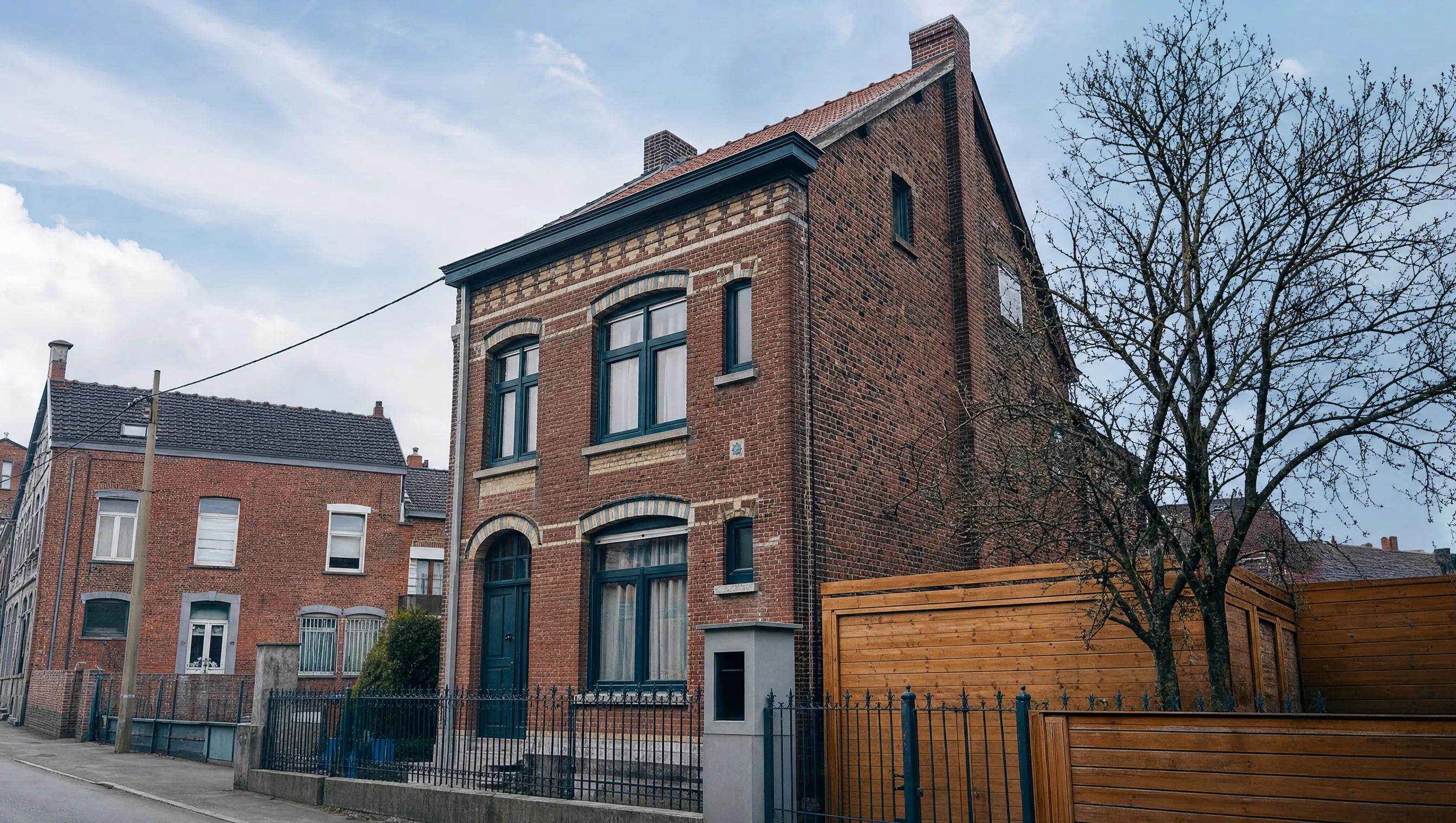 photo maison 3 façades · Enghien nord
